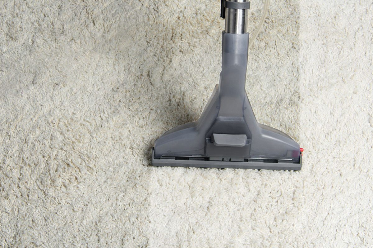 Protect employee health with regular carpet cleaning at work